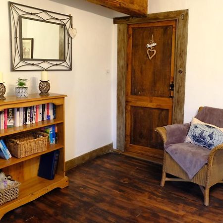 Bed and Breakfast Les Glycines Saint Gaudens Exterior foto